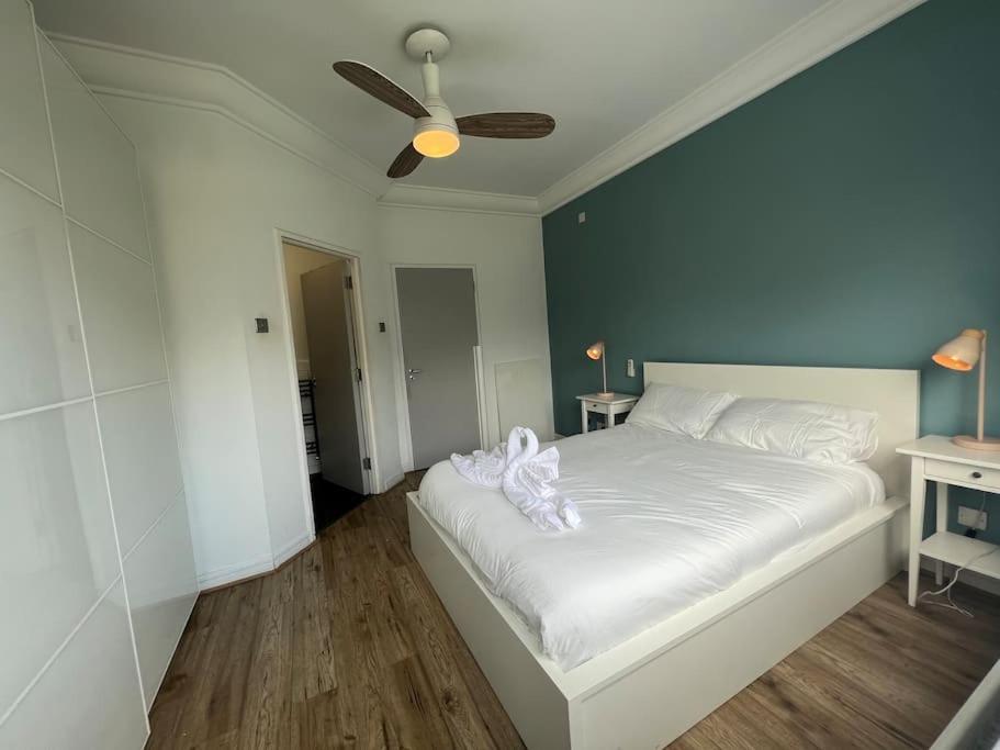 Ferienwohnung Stylish Flat With River View Dublin Exterior foto
