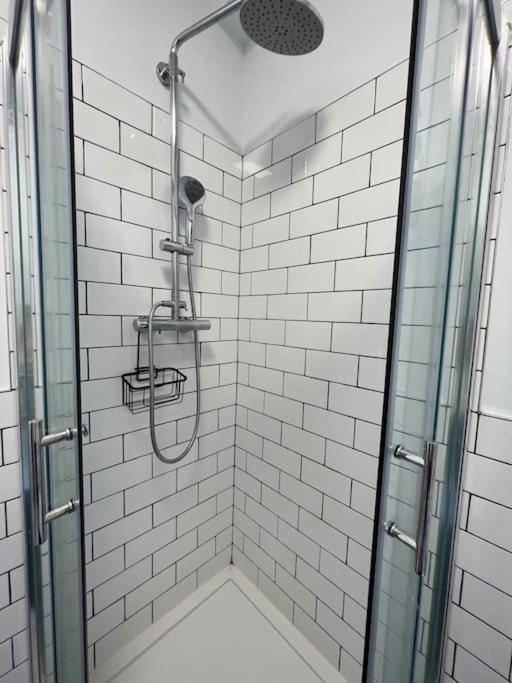 Ferienwohnung Stylish Flat With River View Dublin Exterior foto