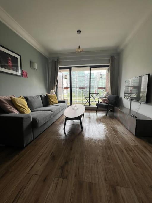 Ferienwohnung Stylish Flat With River View Dublin Exterior foto