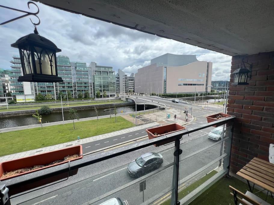 Ferienwohnung Stylish Flat With River View Dublin Exterior foto